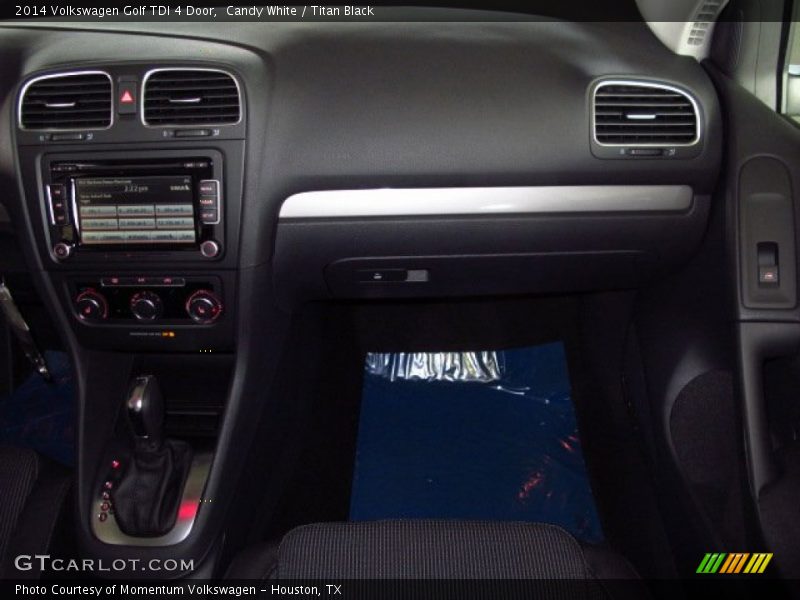 Candy White / Titan Black 2014 Volkswagen Golf TDI 4 Door