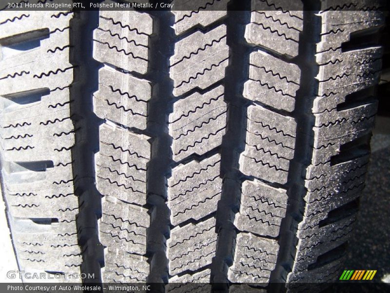 Polished Metal Metallic / Gray 2011 Honda Ridgeline RTL