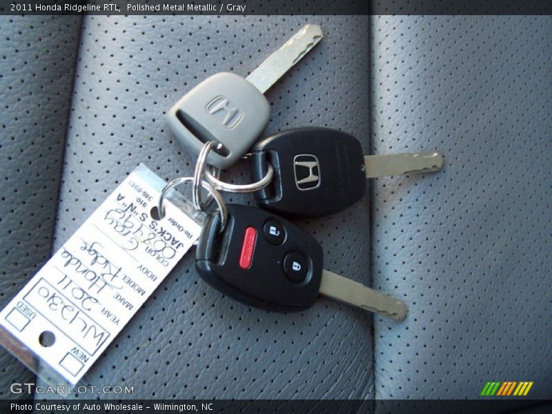 Polished Metal Metallic / Gray 2011 Honda Ridgeline RTL
