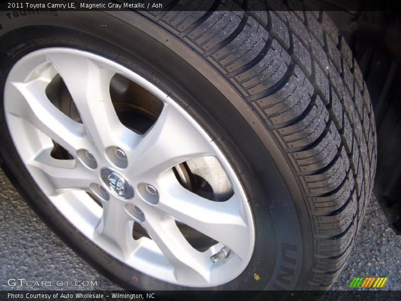 Magnetic Gray Metallic / Ash 2011 Toyota Camry LE