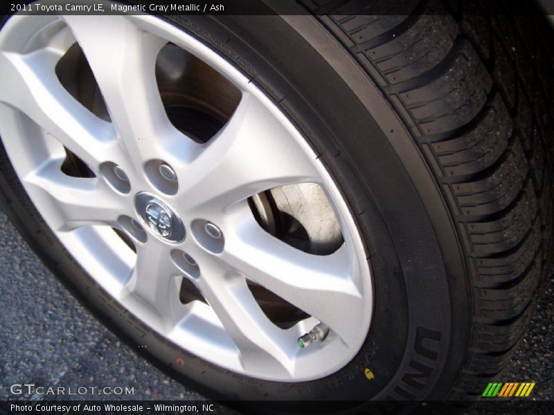 Magnetic Gray Metallic / Ash 2011 Toyota Camry LE