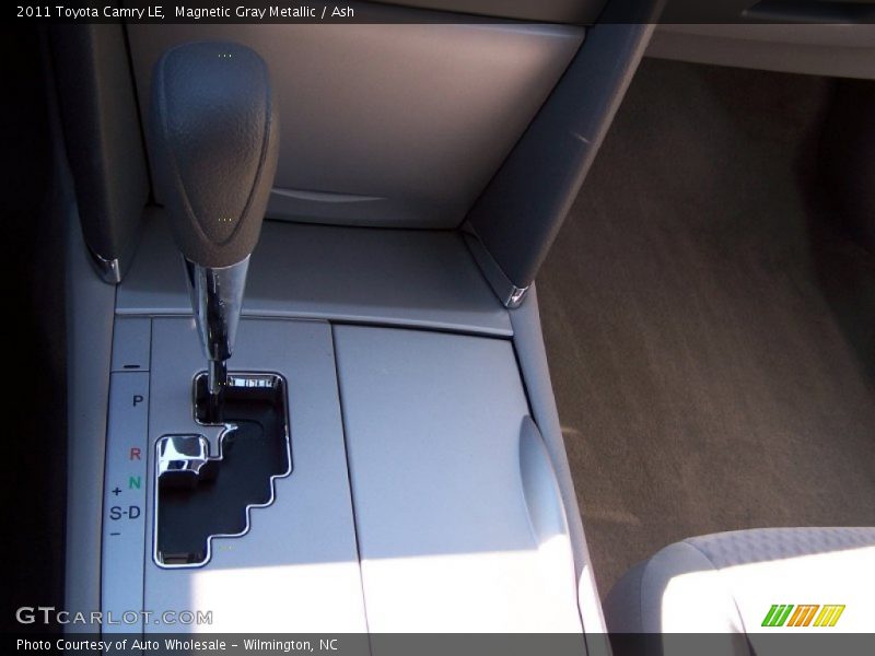 Magnetic Gray Metallic / Ash 2011 Toyota Camry LE