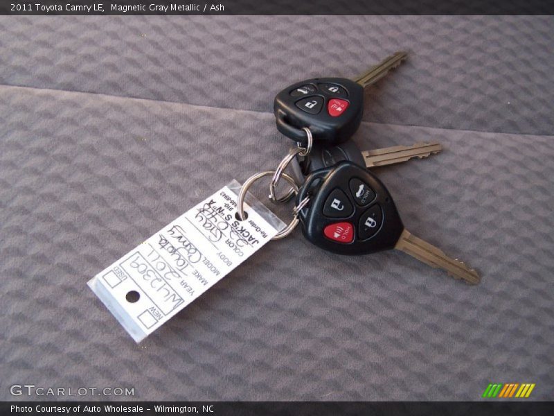 Magnetic Gray Metallic / Ash 2011 Toyota Camry LE