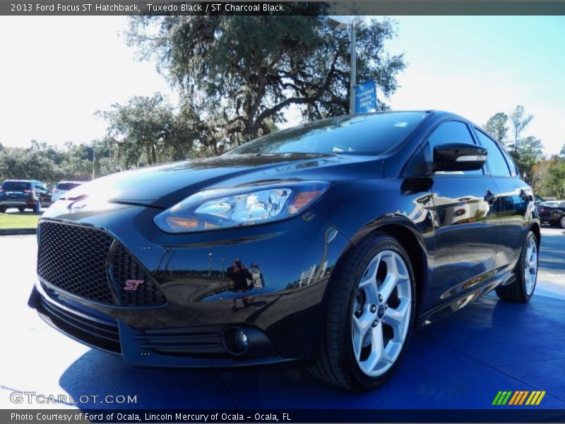 Tuxedo Black / ST Charcoal Black 2013 Ford Focus ST Hatchback