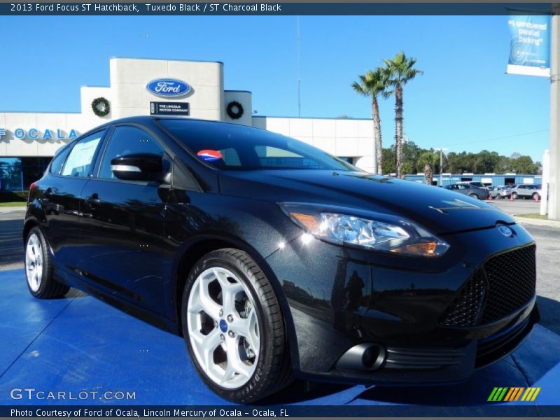 Tuxedo Black / ST Charcoal Black 2013 Ford Focus ST Hatchback