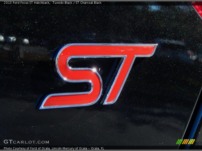 Tuxedo Black / ST Charcoal Black 2013 Ford Focus ST Hatchback