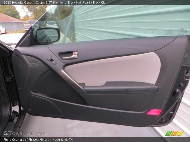 Black Noir Pearl / Black Cloth 2013 Hyundai Genesis Coupe 2.0T Premium
