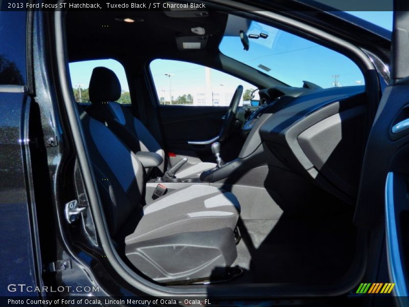 Tuxedo Black / ST Charcoal Black 2013 Ford Focus ST Hatchback