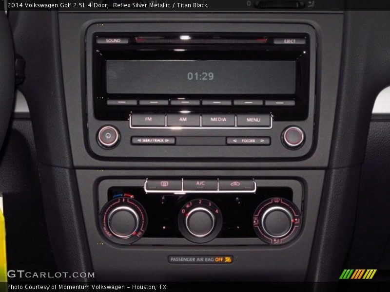 Reflex Silver Metallic / Titan Black 2014 Volkswagen Golf 2.5L 4 Door