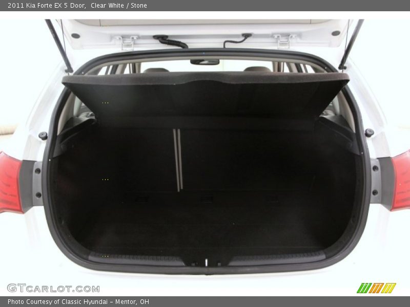 Clear White / Stone 2011 Kia Forte EX 5 Door