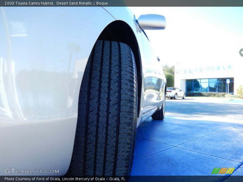 Desert Sand Metallic / Bisque 2009 Toyota Camry Hybrid