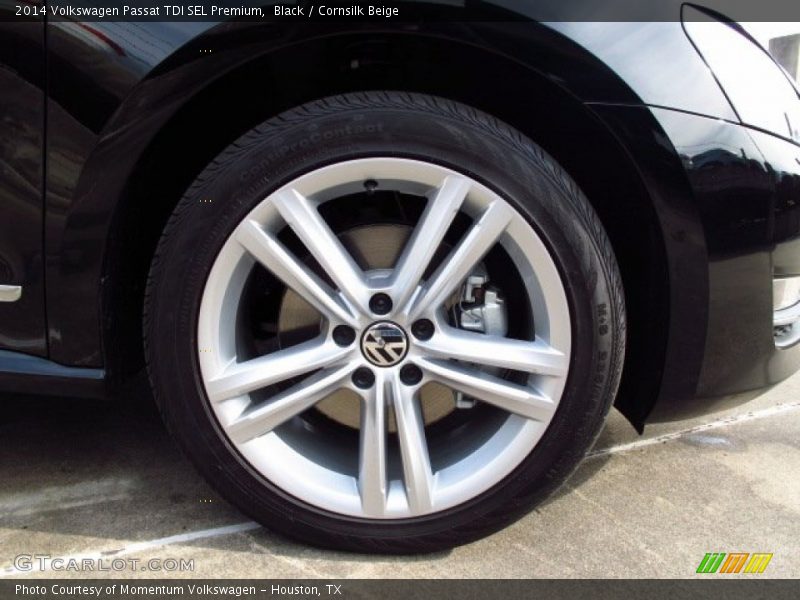 Black / Cornsilk Beige 2014 Volkswagen Passat TDI SEL Premium