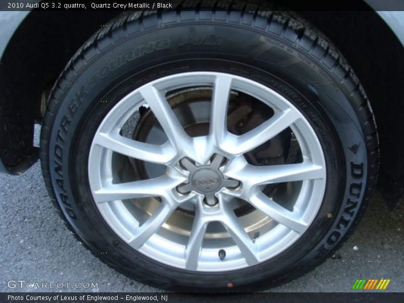 Quartz Grey Metallic / Black 2010 Audi Q5 3.2 quattro