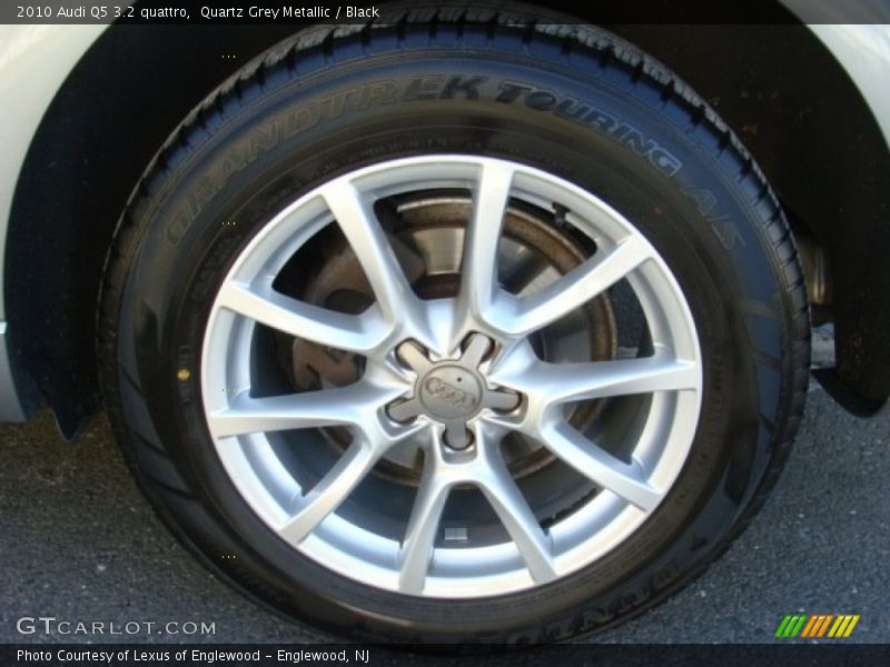 Quartz Grey Metallic / Black 2010 Audi Q5 3.2 quattro