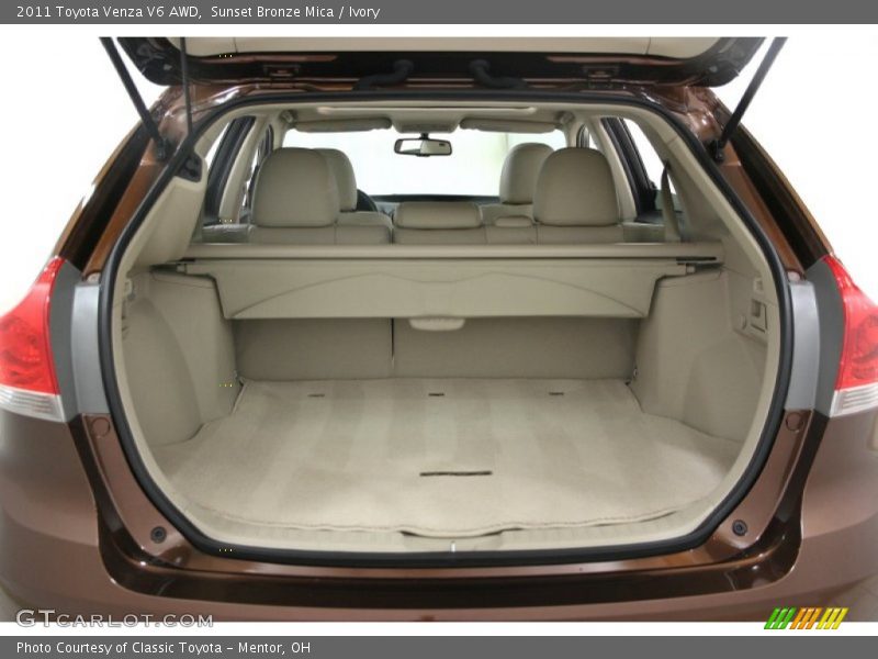Sunset Bronze Mica / Ivory 2011 Toyota Venza V6 AWD