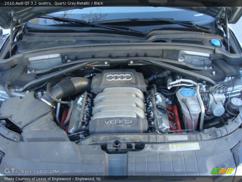 Quartz Grey Metallic / Black 2010 Audi Q5 3.2 quattro