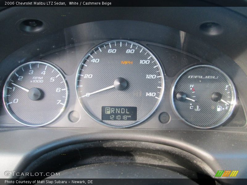 White / Cashmere Beige 2006 Chevrolet Malibu LTZ Sedan