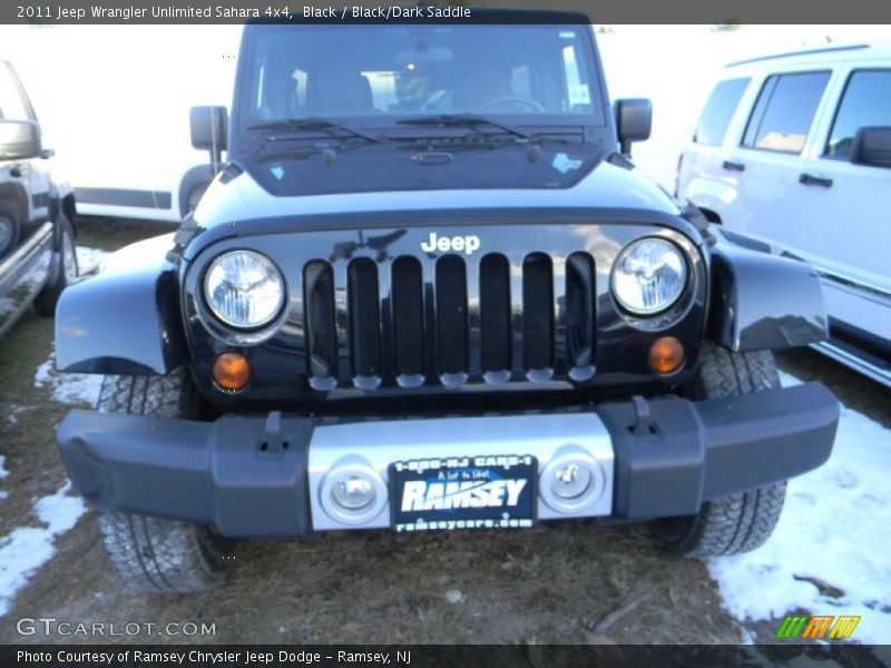 Black / Black/Dark Saddle 2011 Jeep Wrangler Unlimited Sahara 4x4