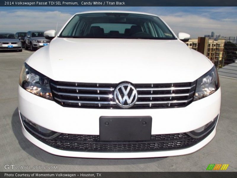 Candy White / Titan Black 2014 Volkswagen Passat TDI SEL Premium