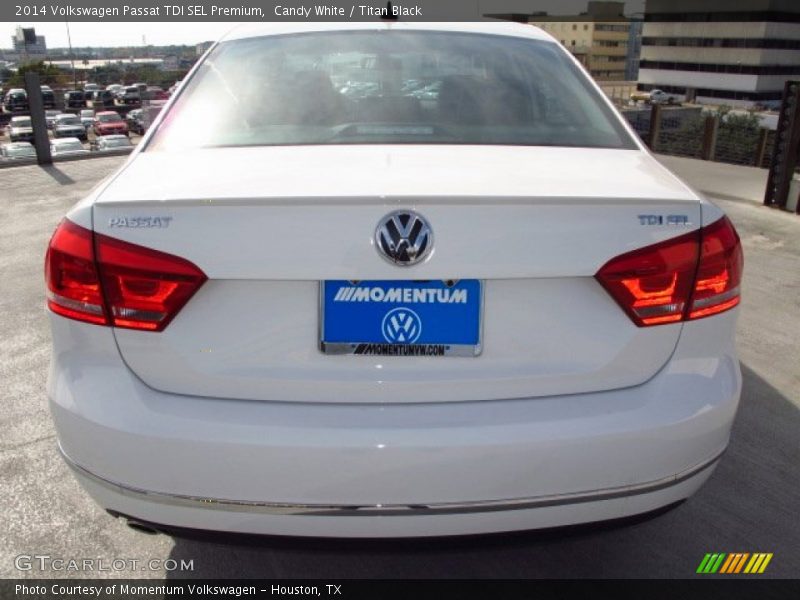 Candy White / Titan Black 2014 Volkswagen Passat TDI SEL Premium