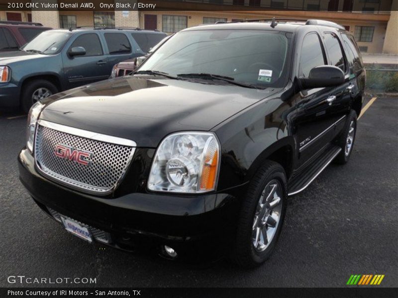 Onyx Black / Ebony 2010 GMC Yukon Denali AWD
