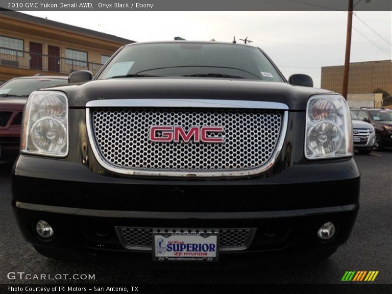 Onyx Black / Ebony 2010 GMC Yukon Denali AWD