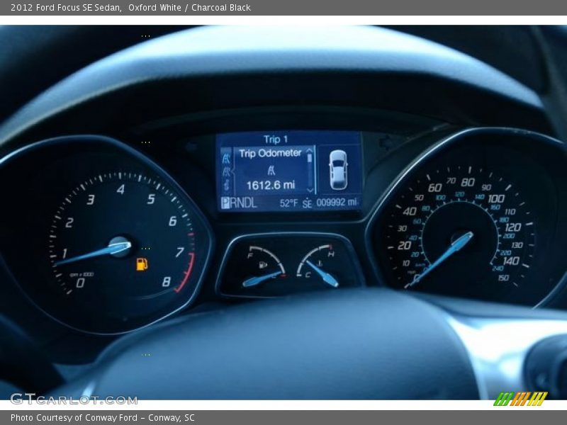 Oxford White / Charcoal Black 2012 Ford Focus SE Sedan