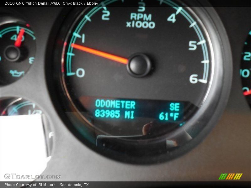 Onyx Black / Ebony 2010 GMC Yukon Denali AWD
