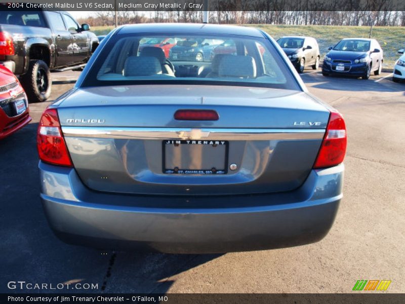 Medium Gray Metallic / Gray 2004 Chevrolet Malibu LS V6 Sedan