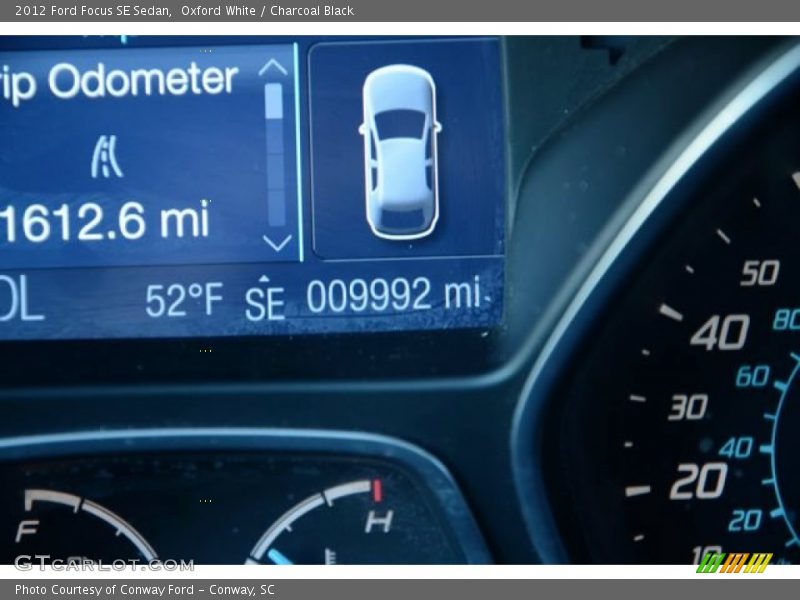 Oxford White / Charcoal Black 2012 Ford Focus SE Sedan
