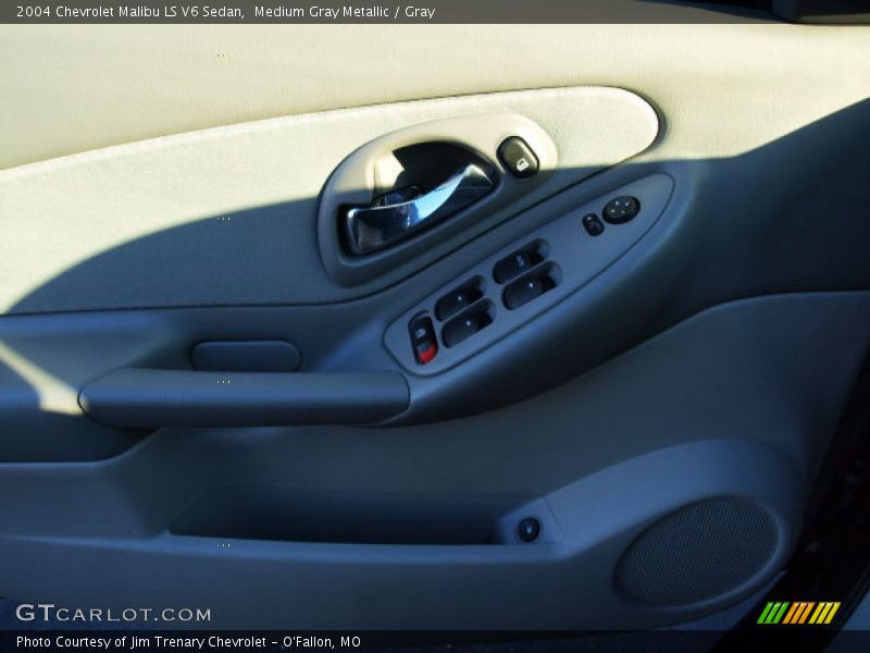 Medium Gray Metallic / Gray 2004 Chevrolet Malibu LS V6 Sedan