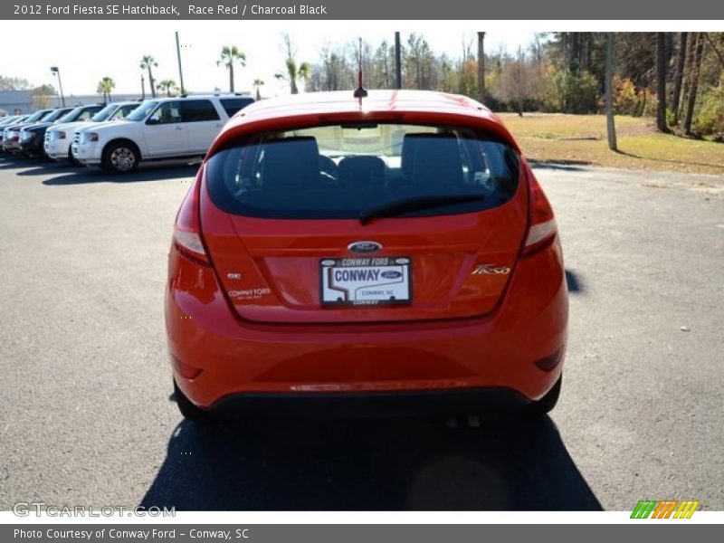 Race Red / Charcoal Black 2012 Ford Fiesta SE Hatchback