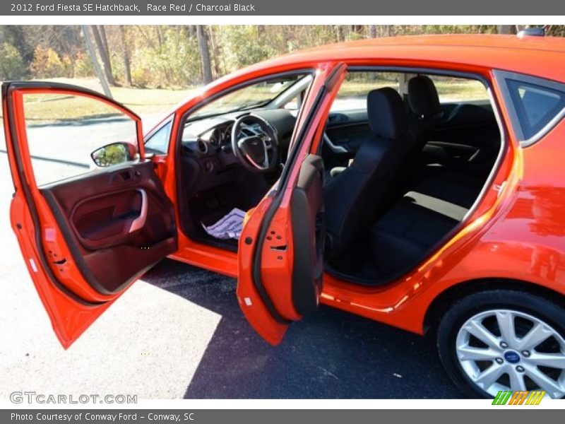 Race Red / Charcoal Black 2012 Ford Fiesta SE Hatchback