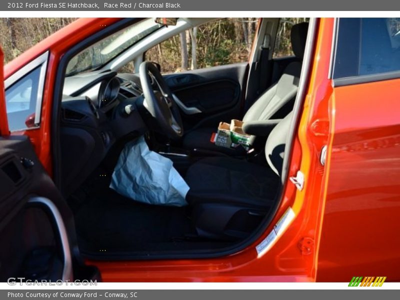 Race Red / Charcoal Black 2012 Ford Fiesta SE Hatchback