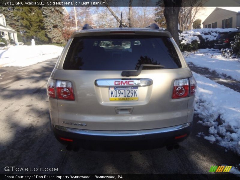 Gold Mist Metallic / Light Titanium 2011 GMC Acadia SLE