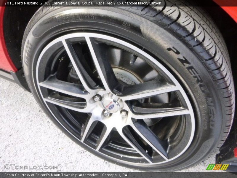 Race Red / CS Charcoal Black/Carbon 2011 Ford Mustang GT/CS California Special Coupe