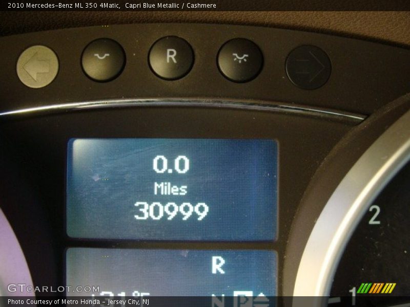 Capri Blue Metallic / Cashmere 2010 Mercedes-Benz ML 350 4Matic
