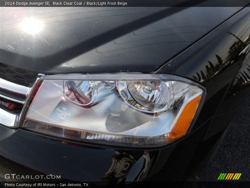 Black Clear Coat / Black/Light Frost Beige 2014 Dodge Avenger SE