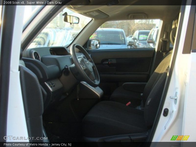 Super White / Dark Gray 2008 Scion xB