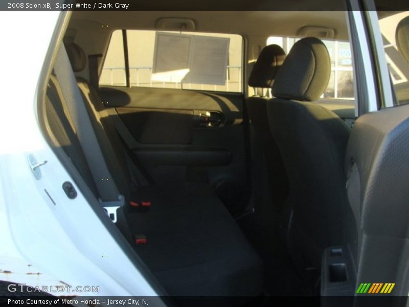 Super White / Dark Gray 2008 Scion xB