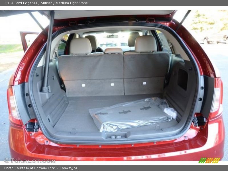  2014 Edge SEL Trunk