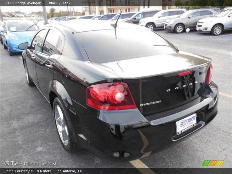 Black / Black 2013 Dodge Avenger SE