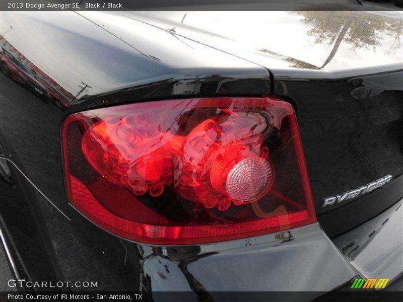 Black / Black 2013 Dodge Avenger SE