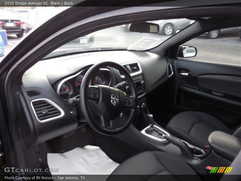 Black / Black 2013 Dodge Avenger SE