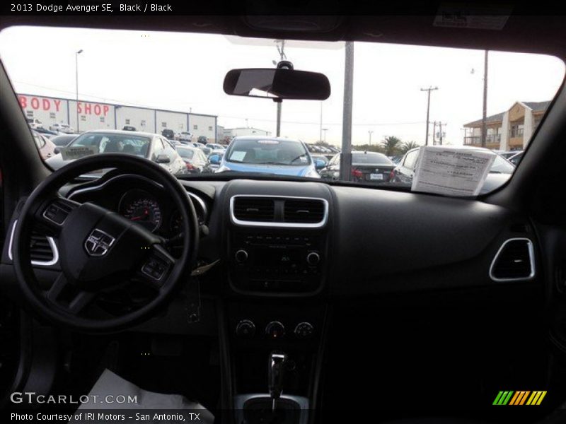 Black / Black 2013 Dodge Avenger SE