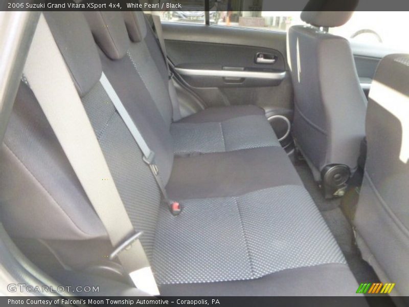 White Pearl / Black 2006 Suzuki Grand Vitara XSport 4x4