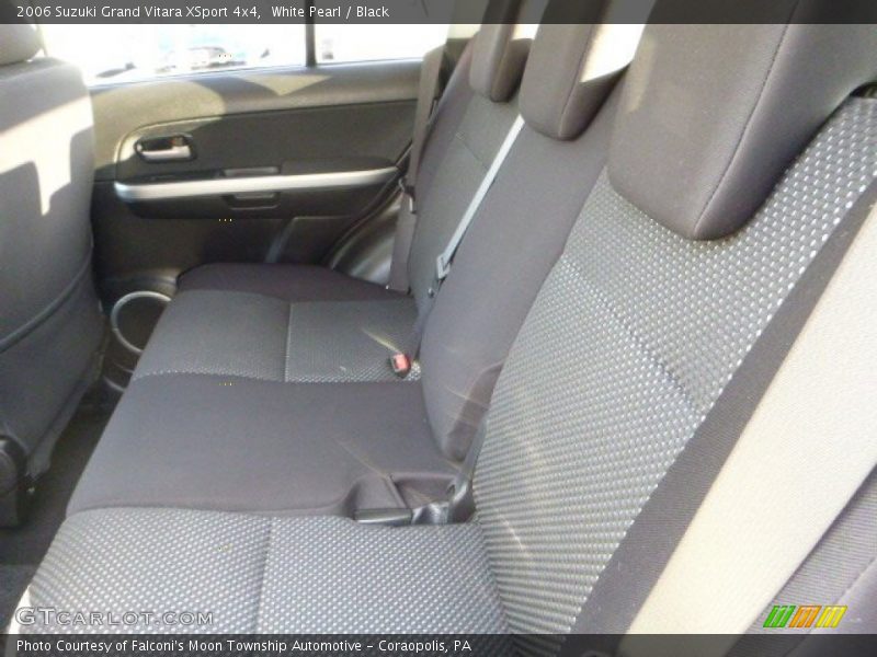 White Pearl / Black 2006 Suzuki Grand Vitara XSport 4x4