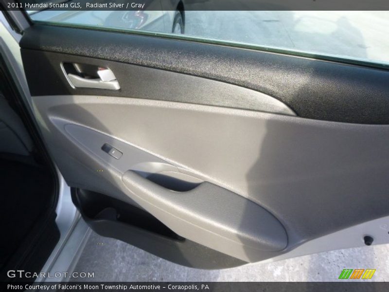 Radiant Silver / Gray 2011 Hyundai Sonata GLS