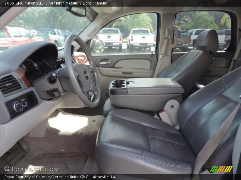 Silver Birch Metallic / Light Titanium 2009 GMC Yukon SLE