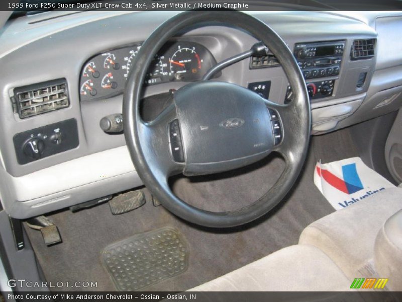 Silver Metallic / Medium Graphite 1999 Ford F250 Super Duty XLT Crew Cab 4x4